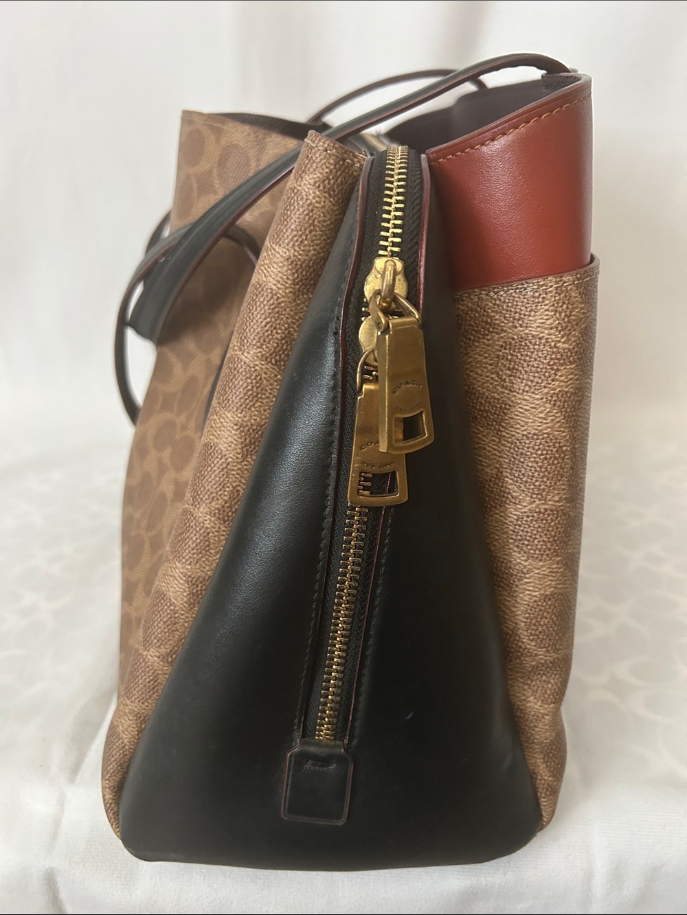 Coach Lora Color-block Tan/Rust Leather Signature Logo Carryall Tote Bag Purse 👜 - Picture 3 of 16